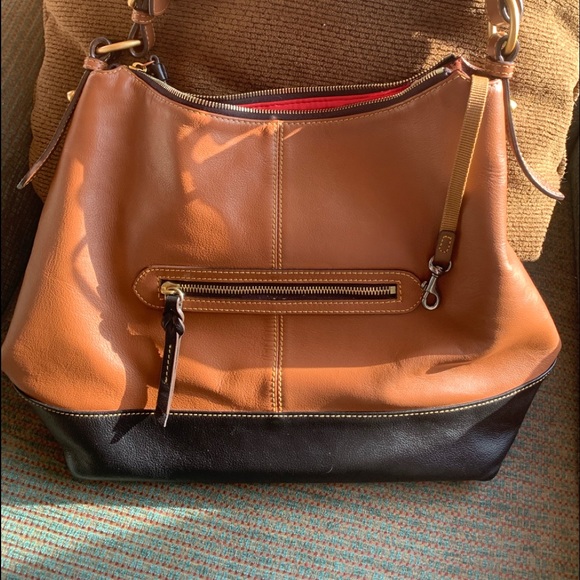 Dooney&bourke - Picture 1 of 5